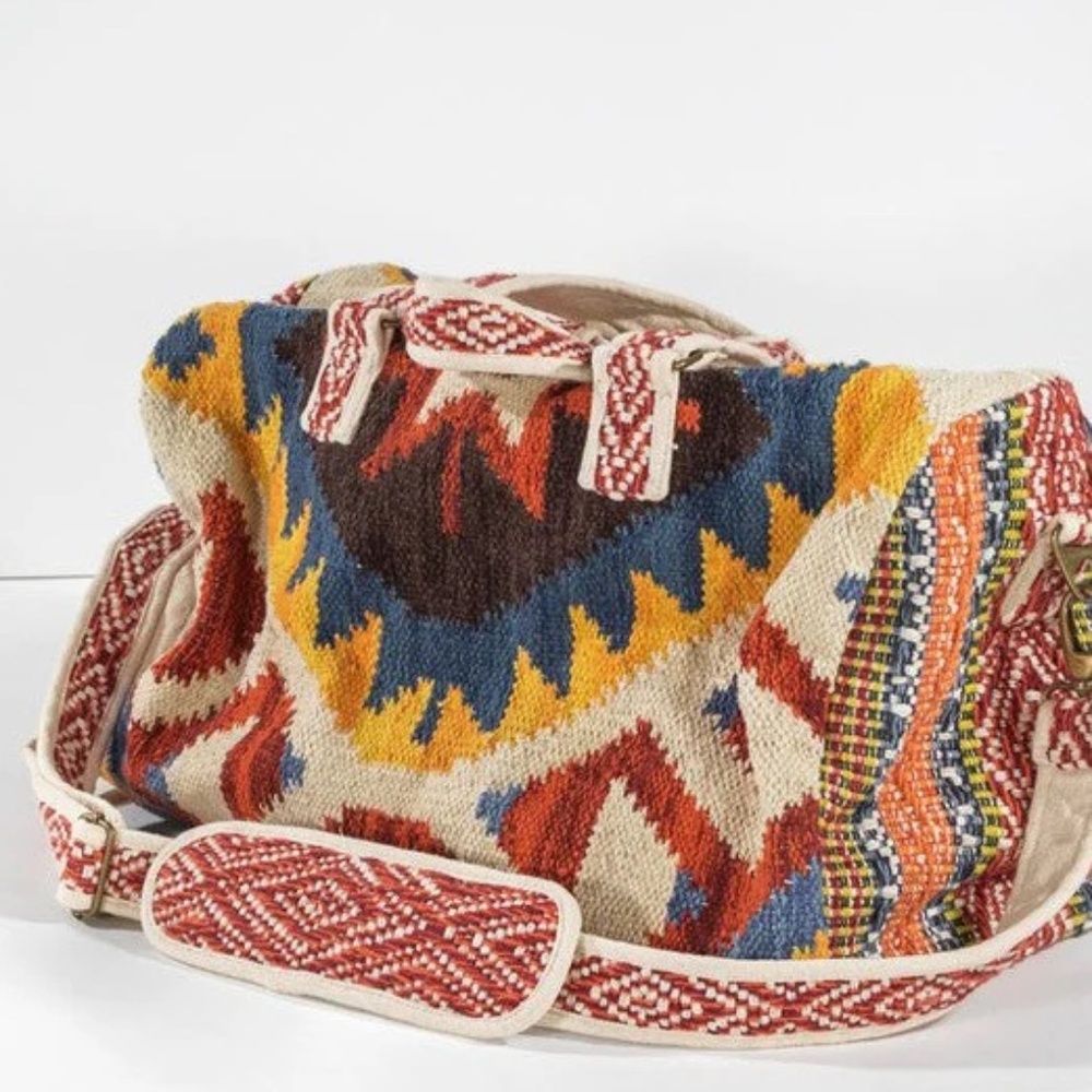 NWT Aztec Print Weekender Duffle Bag